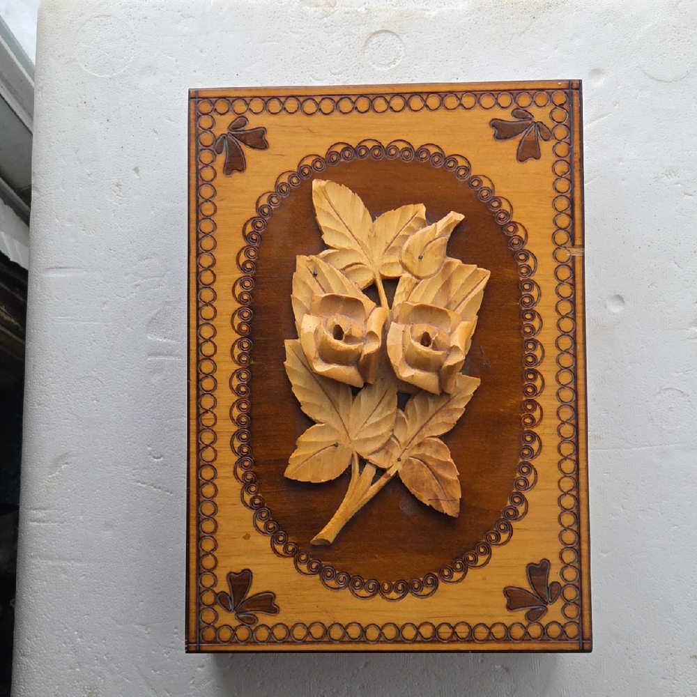 Wooden Floral Carved Box Vintage 3d Roses Red Velevet. Box